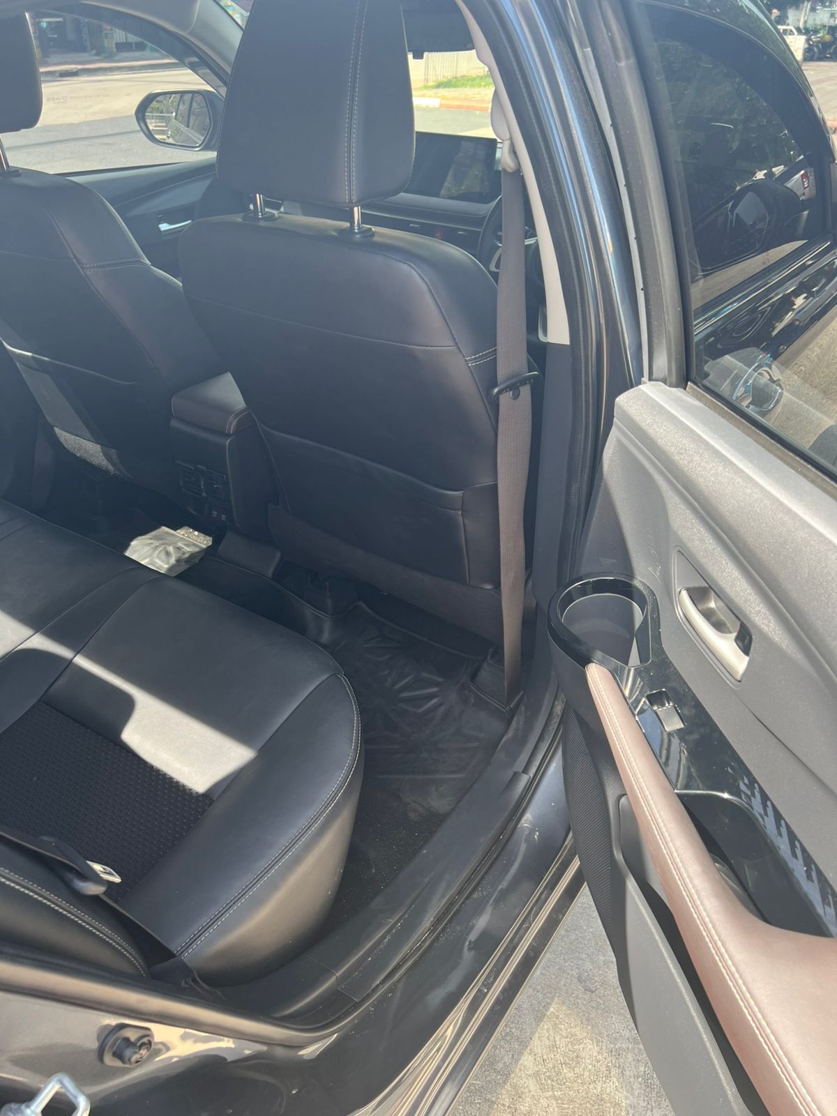 丰田 Yaris 1.2 升 CVT 94 马力 汽车 2023 年款 — 4