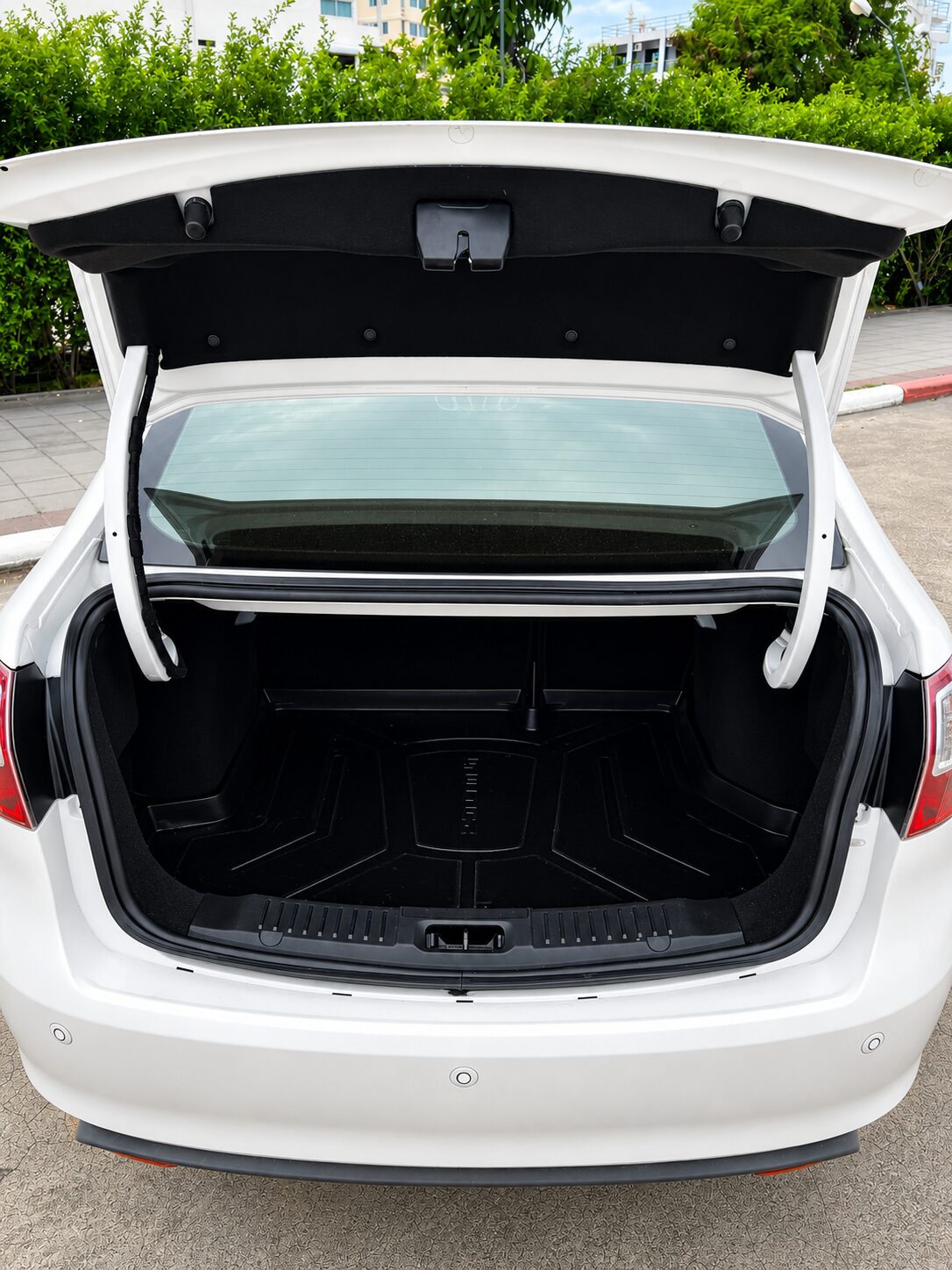 FORD Fiesta - 1,6 AT, 122 hp 2012 yi, Sedan — 5
