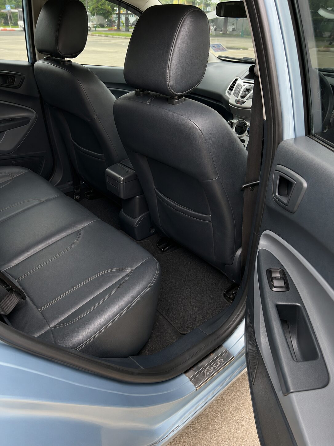 Ford Fiesta - 1,6 AT, 122 лс 2012 гв — 4
