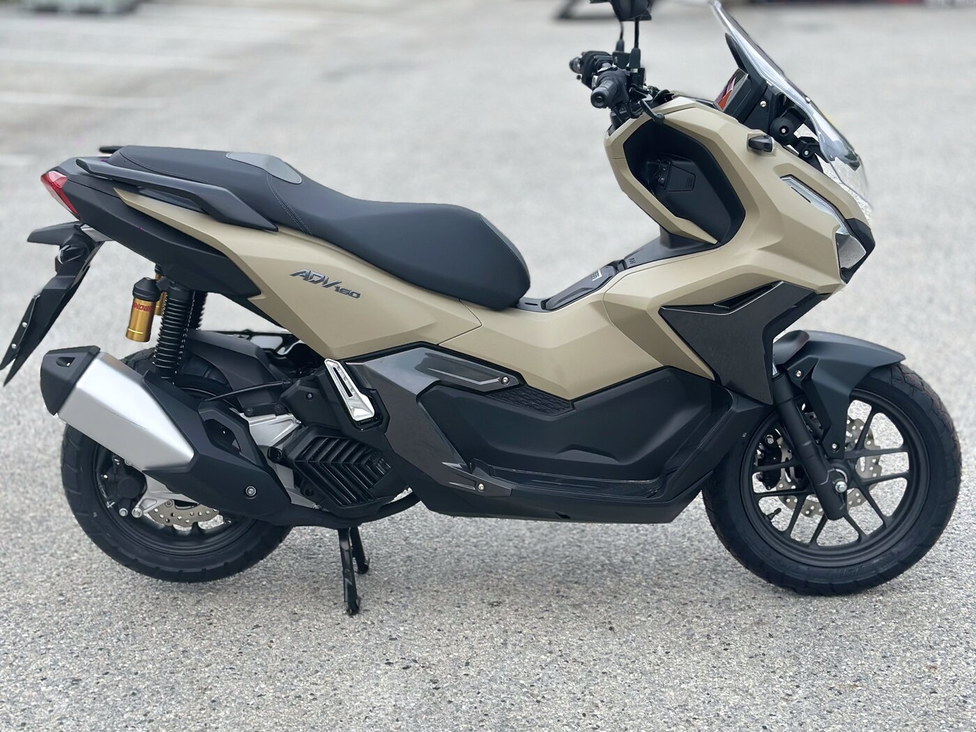 Honda ADV 160cc RoadSync — 8