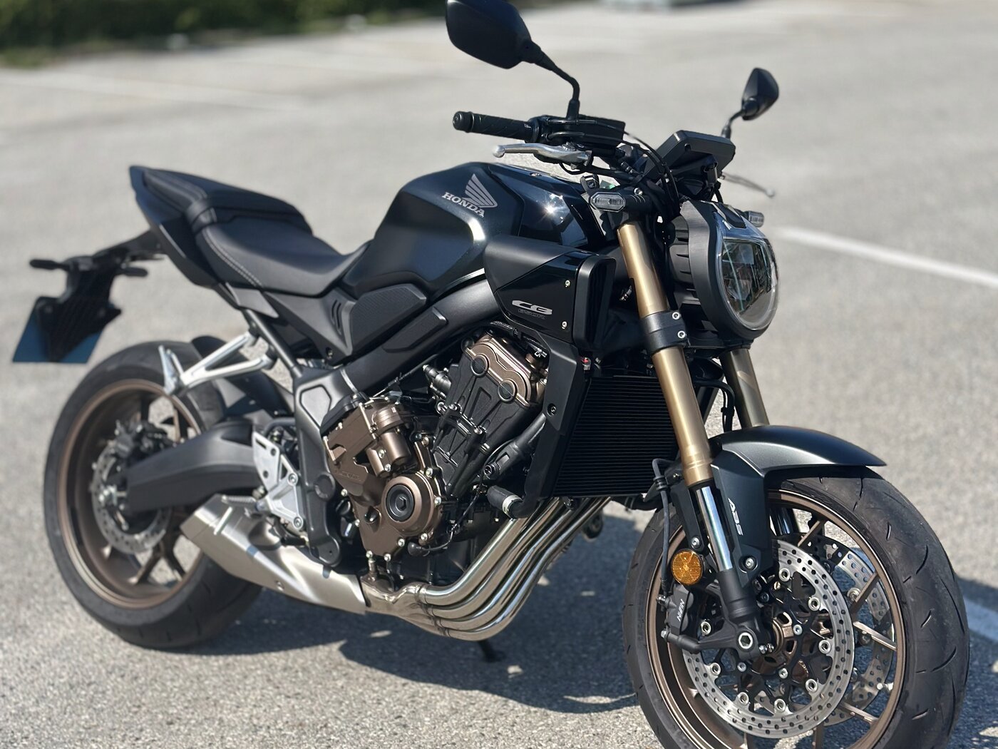 Honda CB650R — 3