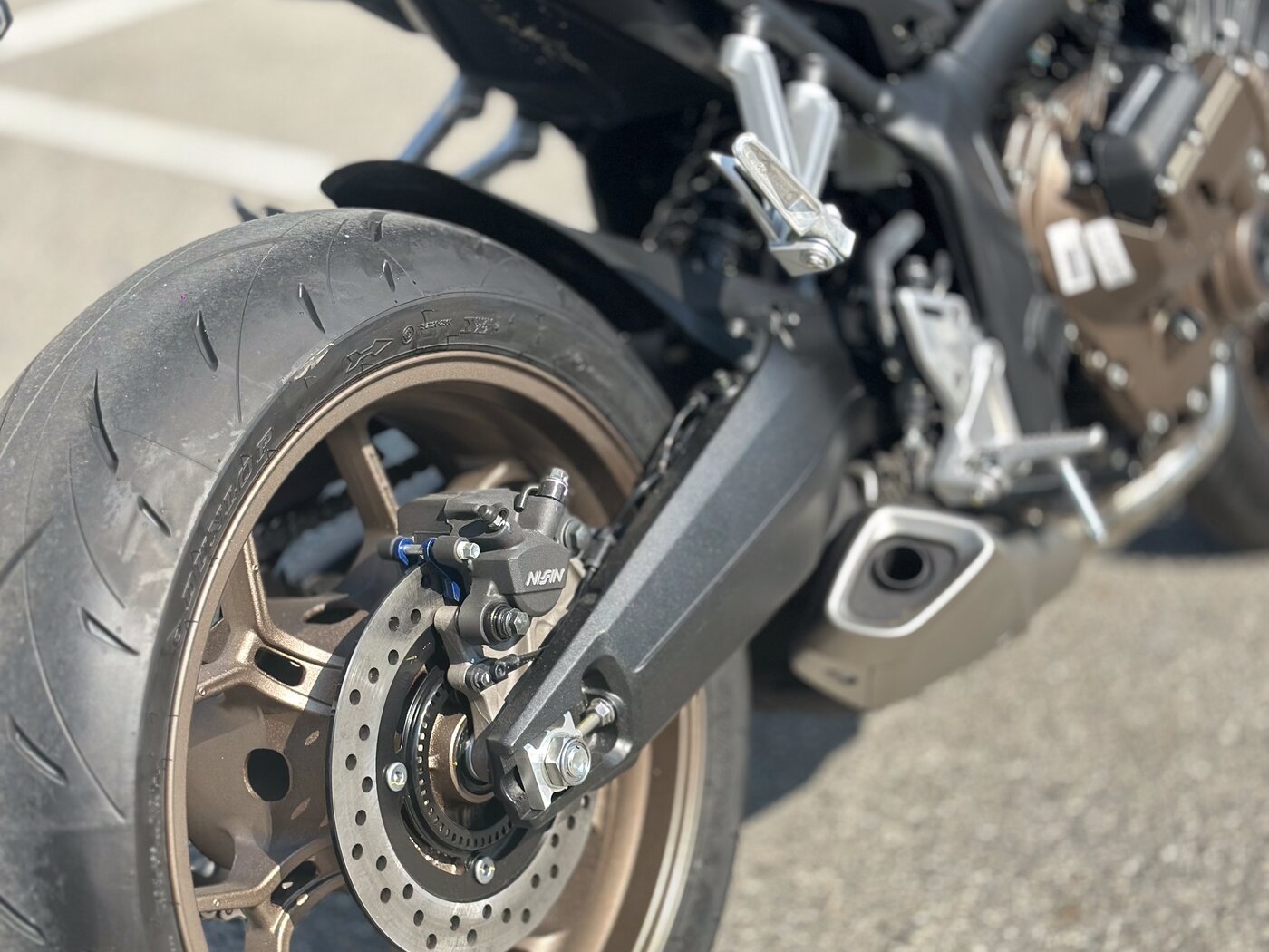 Honda CB650R — 11