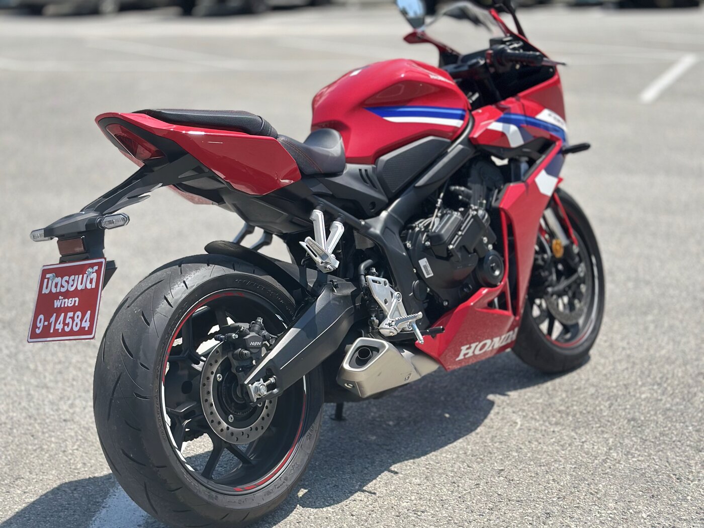 Honda CBR650R — 4