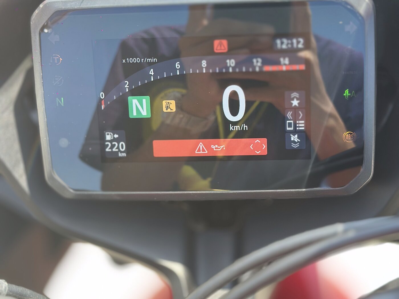 Honda CBR650R — 9