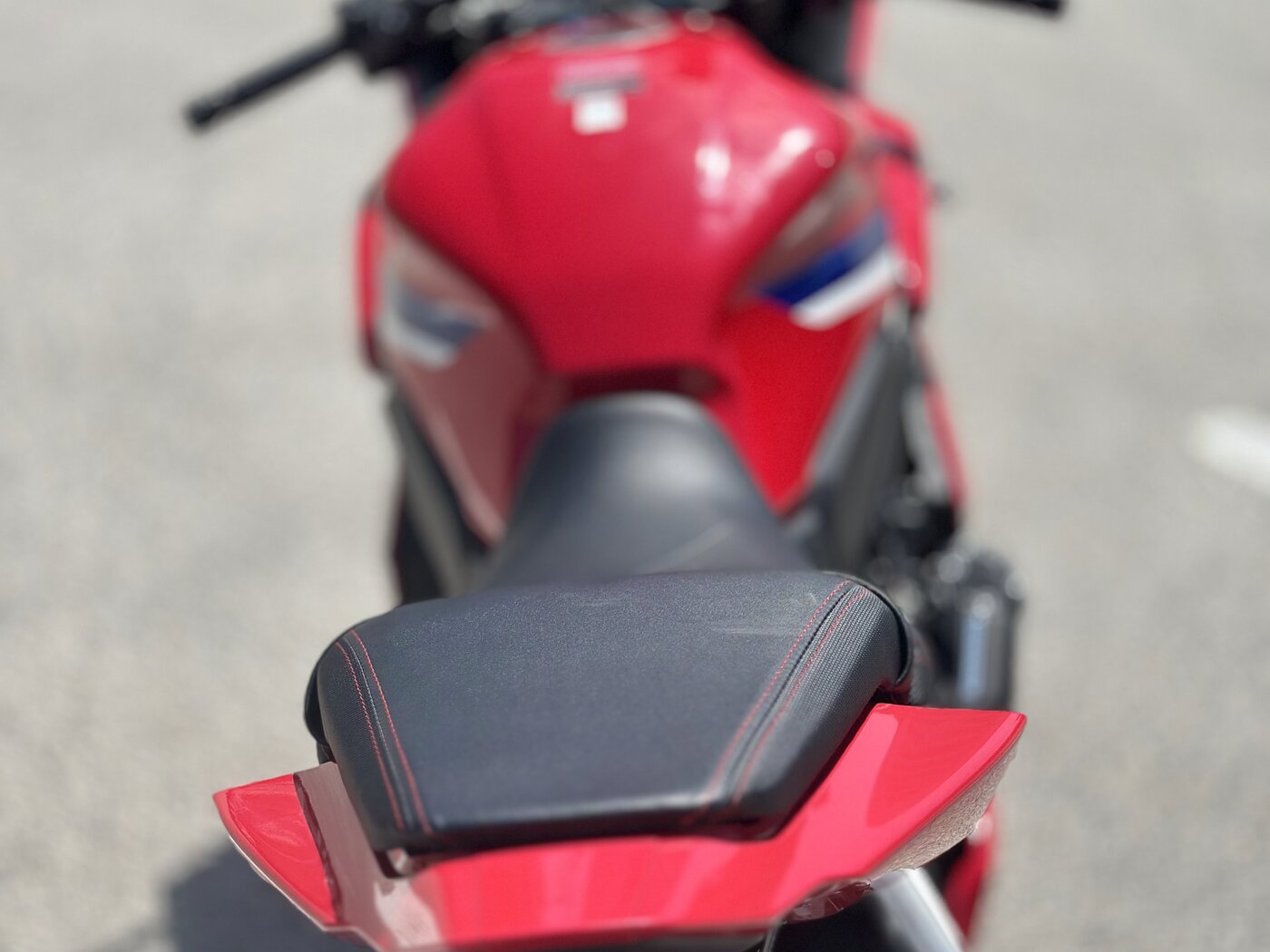 Honda CBR650R — 10