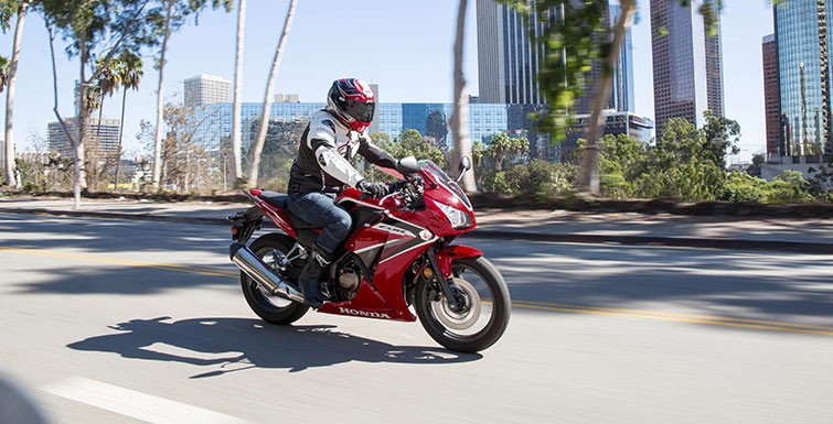 New motorcycles in our bike rental: Honda CBR300R 2023