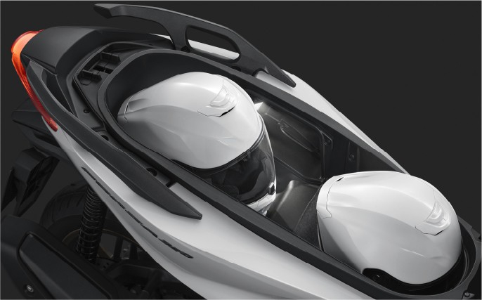 Honda Forza 350cc 2025 keyless